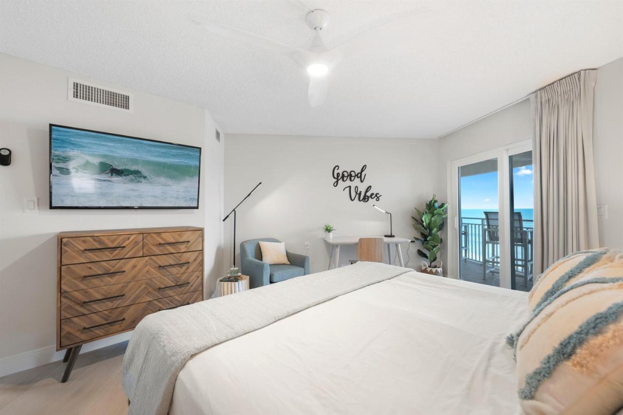 Paradise Beach Club - Oceanfront And Penthouse Satellite Beach Buitenkant foto