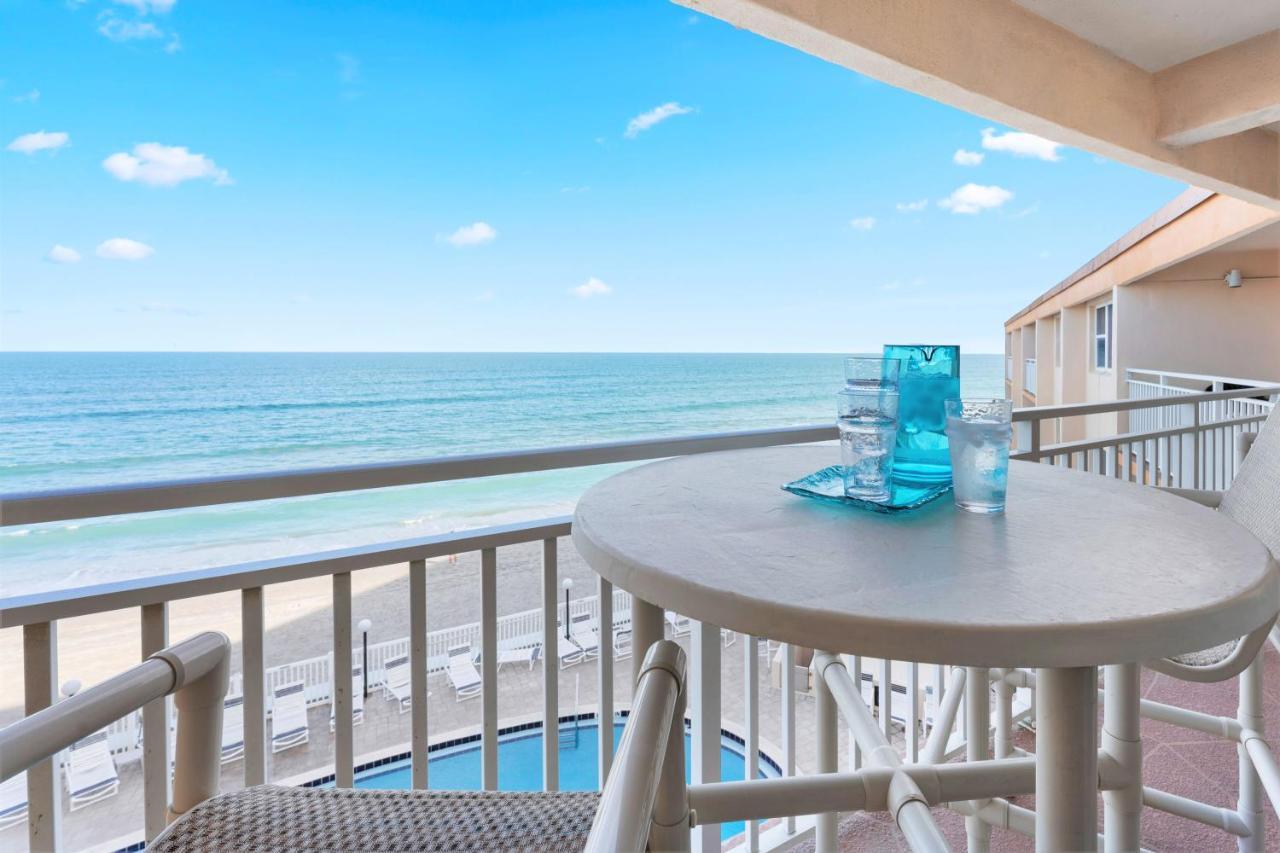 Paradise Beach Club - Oceanfront And Penthouse Satellite Beach Buitenkant foto