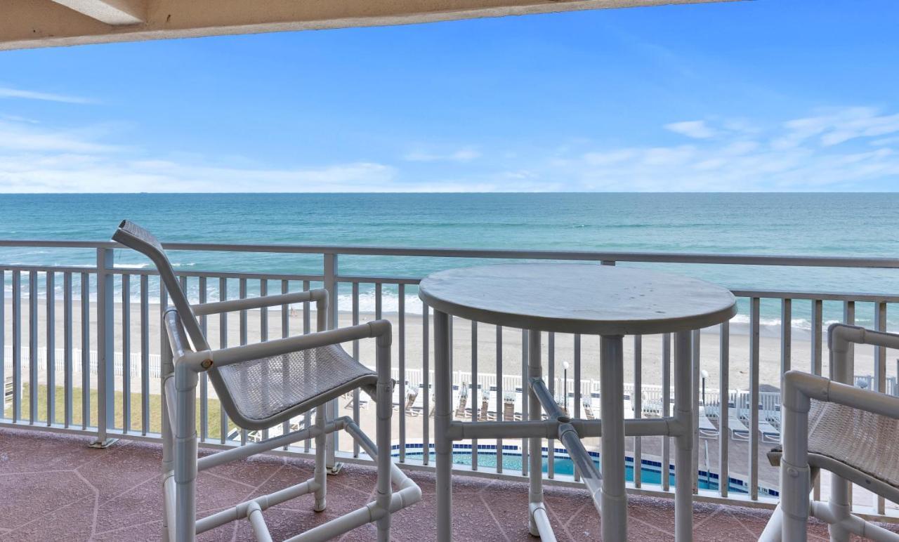 Paradise Beach Club - Oceanfront And Penthouse Satellite Beach Buitenkant foto