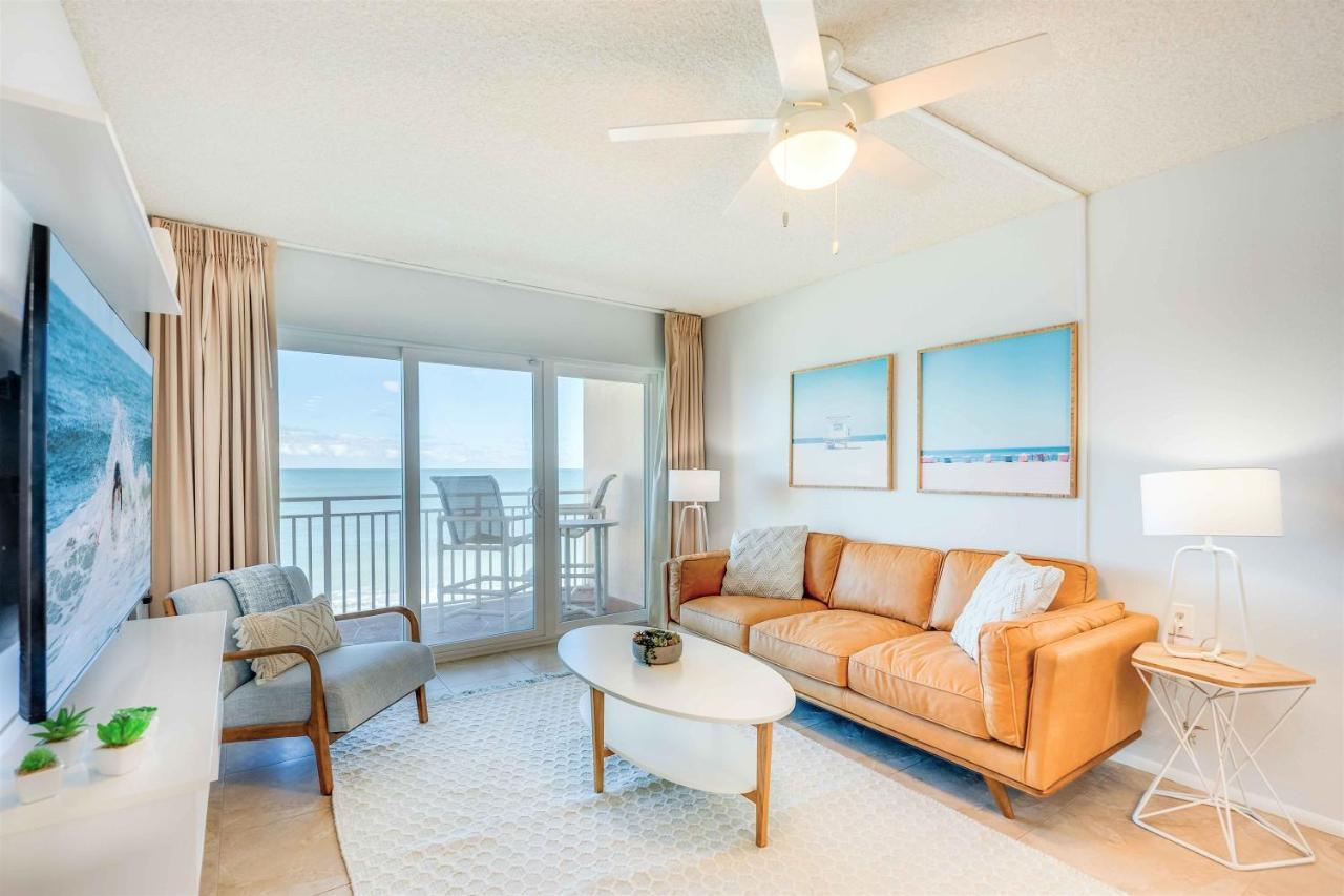 Paradise Beach Club - Oceanfront And Penthouse Satellite Beach Buitenkant foto