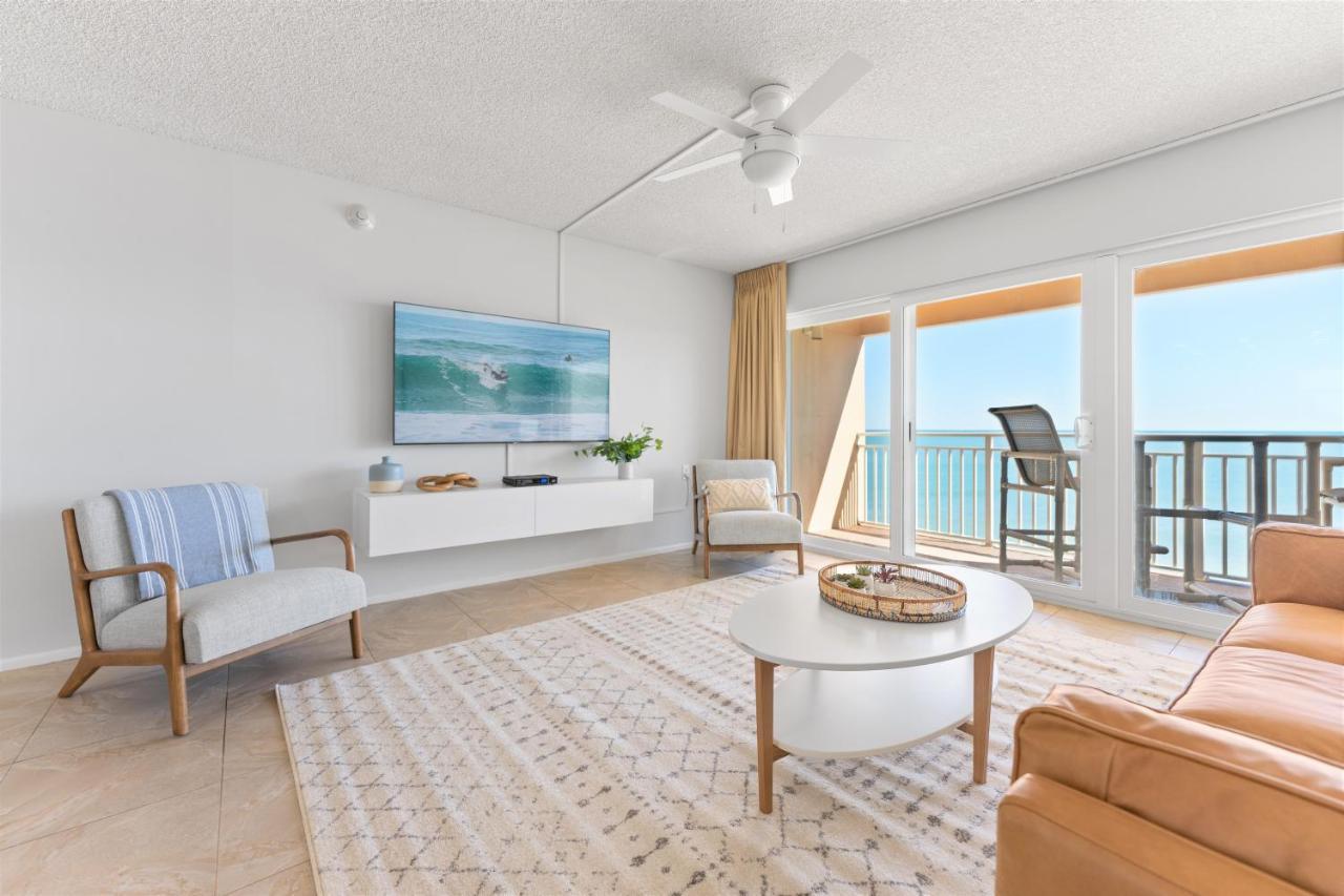 Paradise Beach Club - Oceanfront And Penthouse Satellite Beach Buitenkant foto